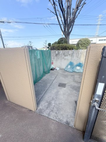 八潮シャンピュアのその他共用部分|共用部・ゴミ置き場
