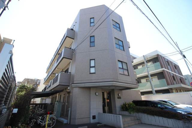 ルミエール弦巻の外観