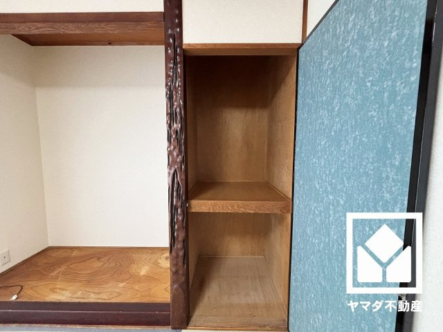 ガーデンハイツ高座台の収納