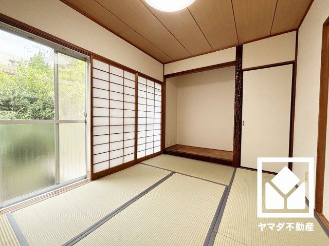 ガーデンハイツ高座台の和室