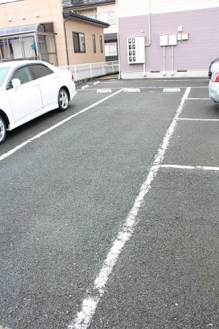 サンホワイトの駐車場|駐車場