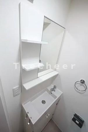 CASADIA中台の洗面所
