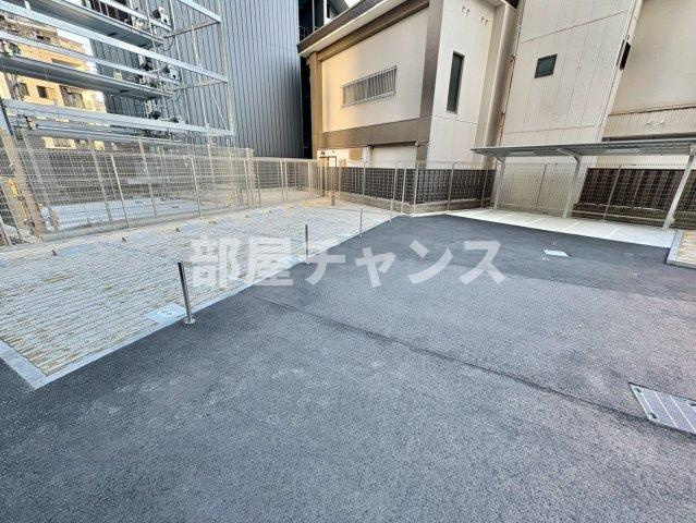 エスリード ザ・レガリア新栄ALTAIERの駐車場