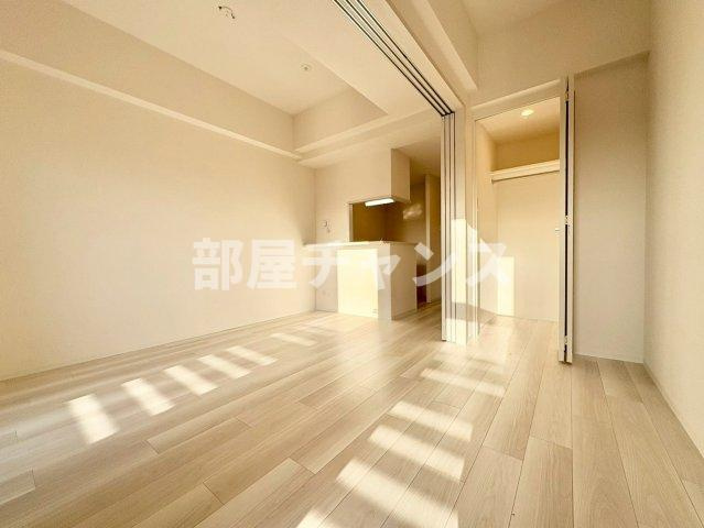 エスリード ザ・レガリア新栄ALTAIERの寝室