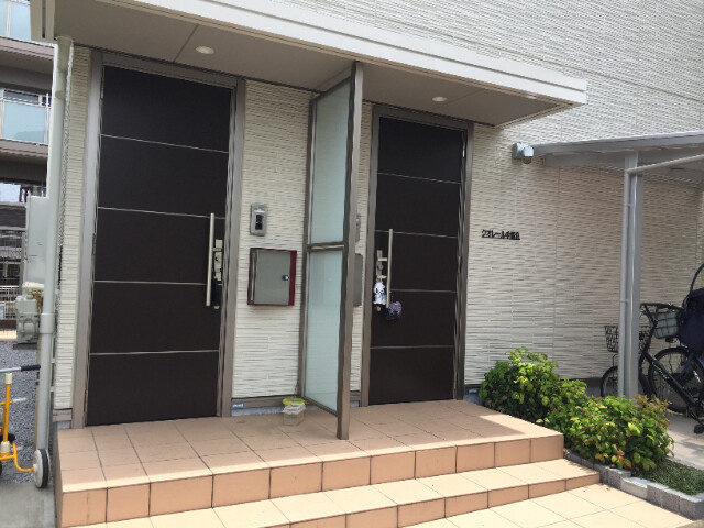 クオレール中馬込のエントランス