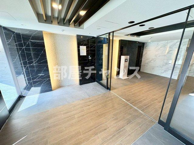 エスリード ザ・レガリア新栄PREMIERのエントランス