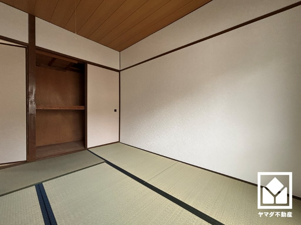 武庫川ハイツの寝室