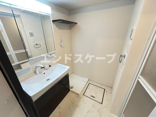 ローズテラスⅡの洗面所|洗髪洗面化粧台
高崎、前橋のお部屋探しはエンドスケープまで！お客様の理想お聞かせ下さい♪