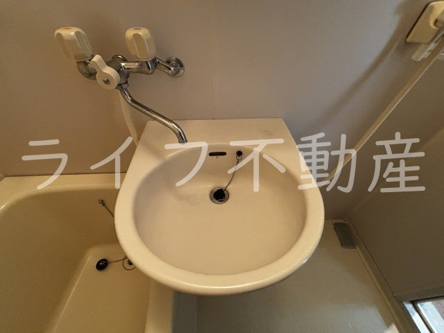 ADEKAーTの洗面所|洗面所です