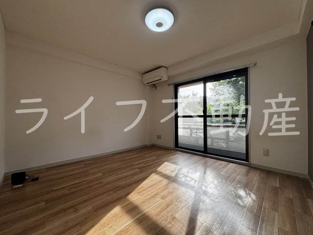 ADEKAーTの居間・リビング|使いやすいリビングです