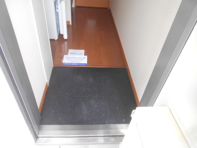 レオパレスＮｏｒｔｈ　ｐａｌの玄関