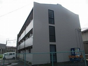 レオパレス宮久保の外観