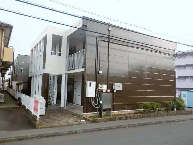 レオパレス原町中Ⅱの外観
