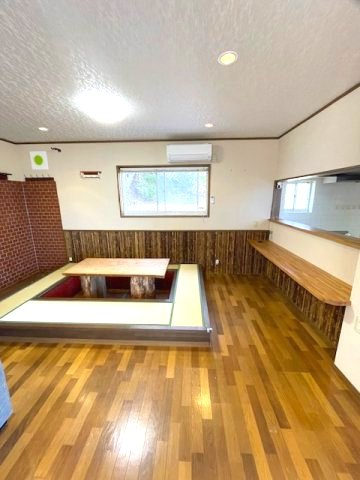 高島市今津町梅原中古戸建のキッチン