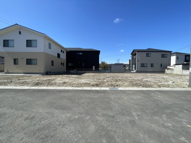 住宅用地・建築条件付き売地　郡山市小原田2丁目　小原田小学校・小原田中学校の前面道路含む現地写真