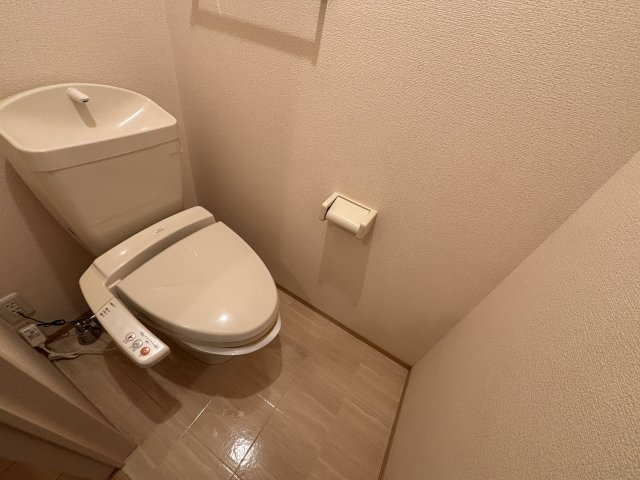 グレース中谷A棟のトイレ|ゆったりとした空間のトイレです