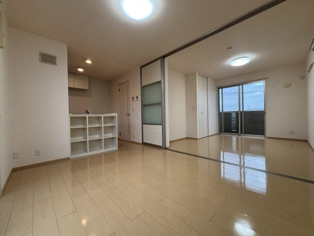 グレース中谷A棟の居間・リビング|ゆったりとしたリビングです