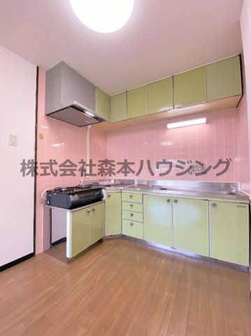 【キッチン】 | 　私市ロイヤルマンション | 使いやすいキッチンです