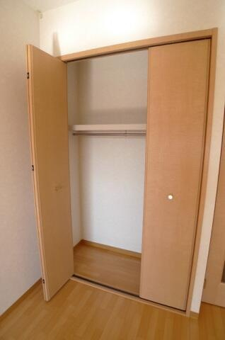 ドエル森の木の収納| 