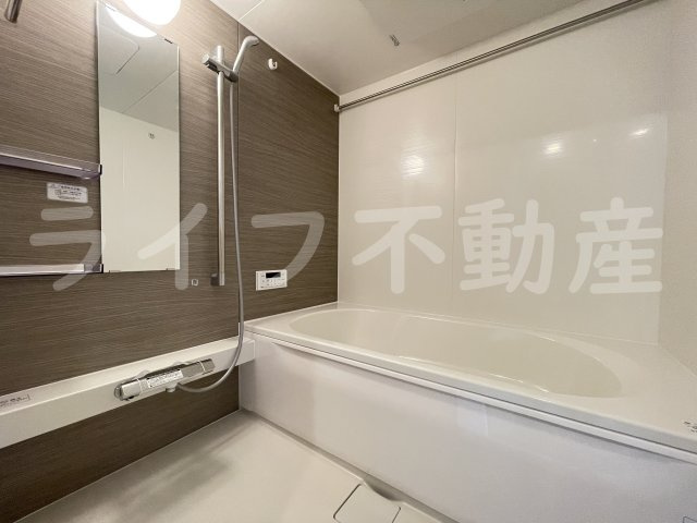 レジデンス藤戸の浴室