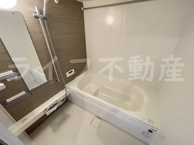 レジデンス藤戸の浴室