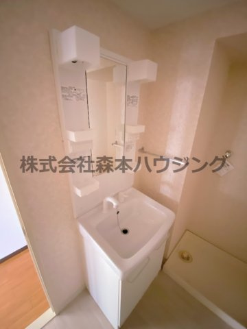 【独立洗面台】 | 　ネストクレール | 朝の身支度には欠かせない独立洗面化粧台
