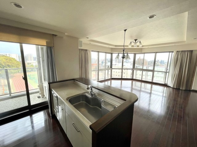 D’グラフォート熊本タワーのキッチン|家具・家電はAIにて削除しております。現況優先とさせていただきます。