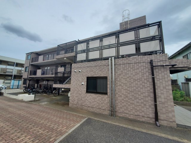 習志野市鷺沼台４丁目の賃貸マンションのロビー