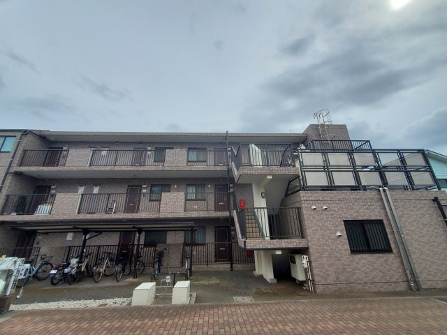 習志野市鷺沼台４丁目の賃貸マンションの外観