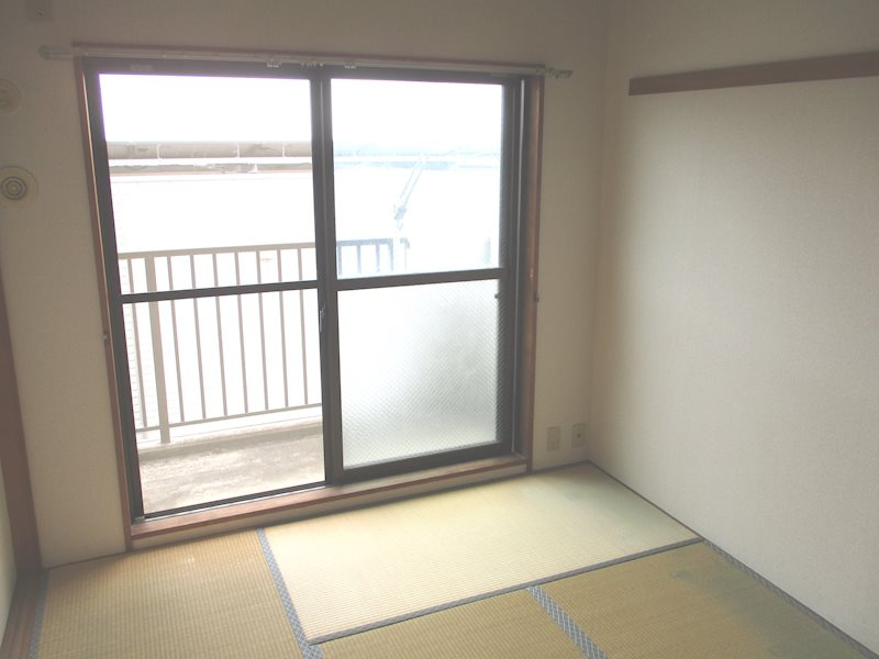 習志野市鷺沼台４丁目の賃貸マンションの和室