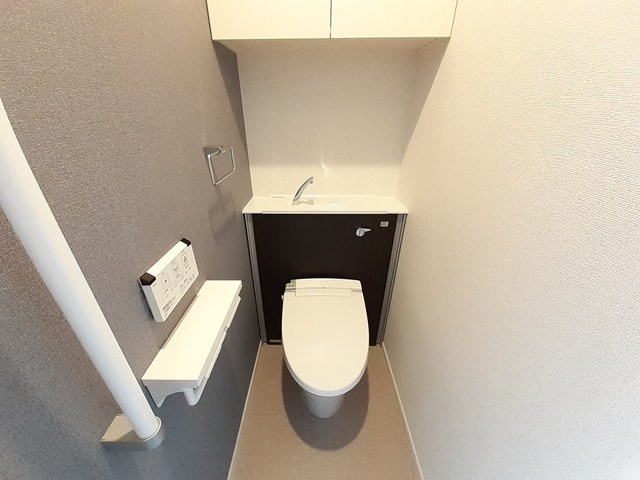 グランド・メゾン東根　参番館のトイレ|トイレ