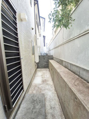 【外観】 | 紫竹西大門町　一戸建 | お家の裏側にもちょっとしたスペースあります♪