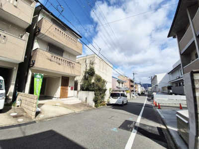 【前面道路含む現地写真】 | 紫竹西大門町　一戸建