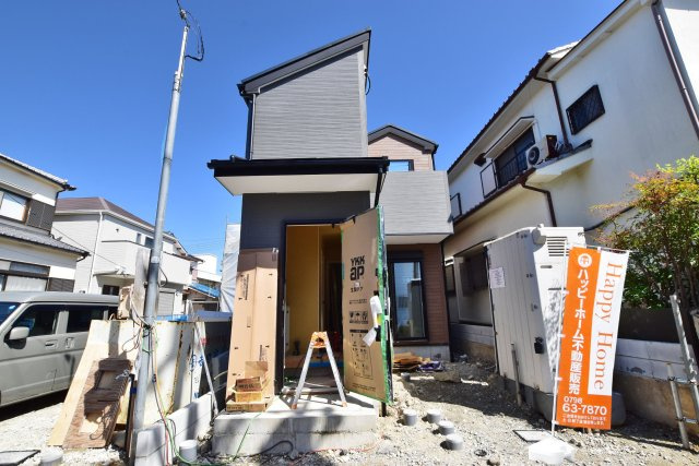 ファーストタウン伊丹市堀池2丁目新築一戸建て｜1SLDK＋駐車1台の前面道路含む現地写真|小中学校が徒歩圏内でお子様の通学の際も安心です。物件の詳細などお気軽にお問い合わせください。