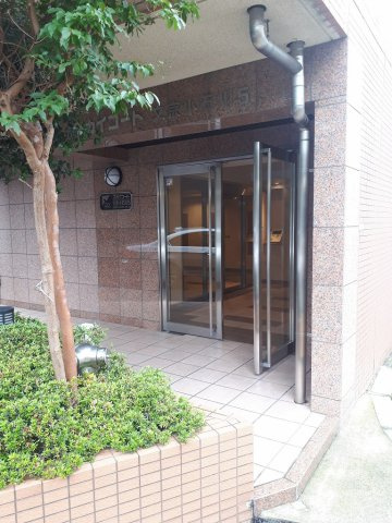 スカイコート文京小石川第5のエントランス