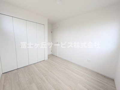 【洋室】 | 浜松市中央区篠ケ瀬町 新築一戸建て 1号棟 | 洋室です