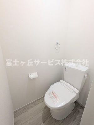 【トイレ】 | 浜松市中央区篠ケ瀬町 新築一戸建て 1号棟 | １F2F同タイプのトイレがあります