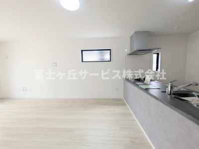【ダイニング】 | 浜松市中央区篠ケ瀬町 新築一戸建て 2号棟 | ダイニングです