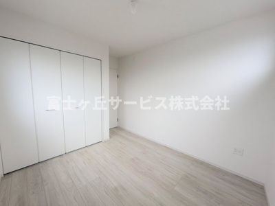 【洋室】 | 浜松市中央区篠ケ瀬町 新築一戸建て 2号棟 | 洋室です