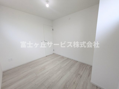 【洋室】 | 浜松市中央区篠ケ瀬町 新築一戸建て 2号棟 | 洋室です