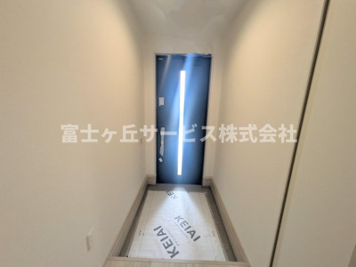 【玄関】 | 浜松市中央区篠ケ瀬町 新築一戸建て 2号棟 | 玄関です