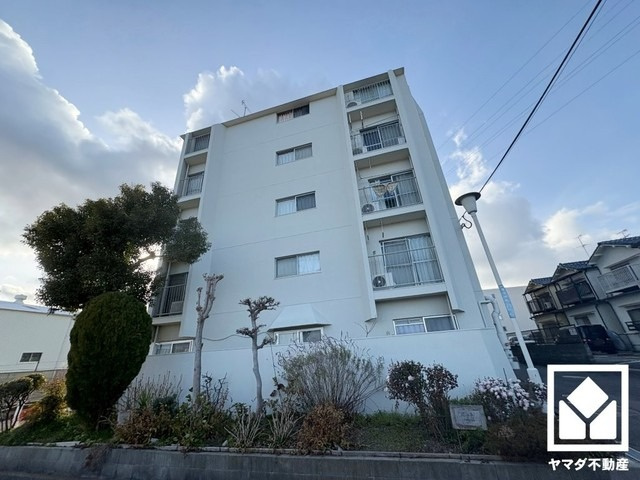 シェトア園田第一の外観|全居室に収納がございますので、お部屋の広さを最大限に活用できます。