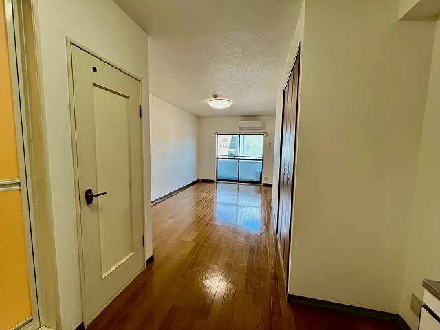 アバンギャルドの居間・リビング