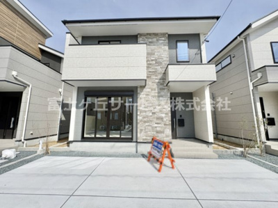 【外観】 | 浜松市中央区篠ケ瀬町2丁目 新築一戸建て 2号棟 | 建物外観を気になさる方へ、見た目の良い物件です