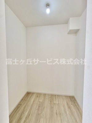 【収納】 | 浜松市中央区篠ケ瀬町2丁目 新築一戸建て 2号棟 | ウォークインクローゼットです