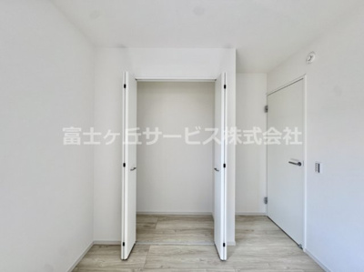 【収納】 | 浜松市中央区篠ケ瀬町2丁目 新築一戸建て 2号棟 | 大きなスペースがあり、収納には困りません