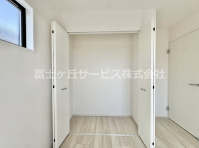 【収納】 | 浜松市中央区篠ケ瀬町2丁目 新築一戸建て 2号棟 | 大きなスペースがあり、収納には困りません