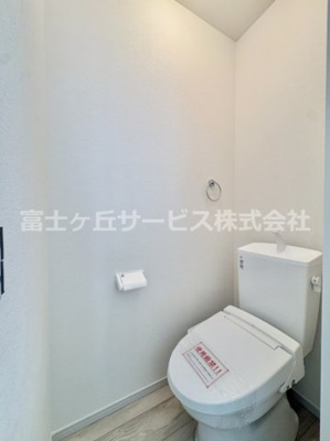 【トイレ】 | 浜松市中央区篠ケ瀬町2丁目 新築一戸建て 2号棟 | トイレもきれいです