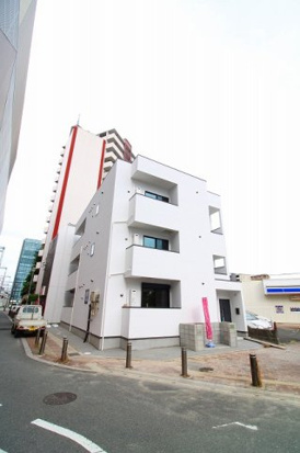 THE NOBLES 花畑駅前の外観|綺麗な外観です☆