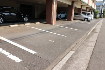 【駐車場】 | リビオン千代町 | 駐車場